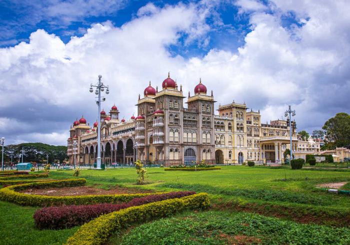 Karnataka Tamilnadu Tour Package